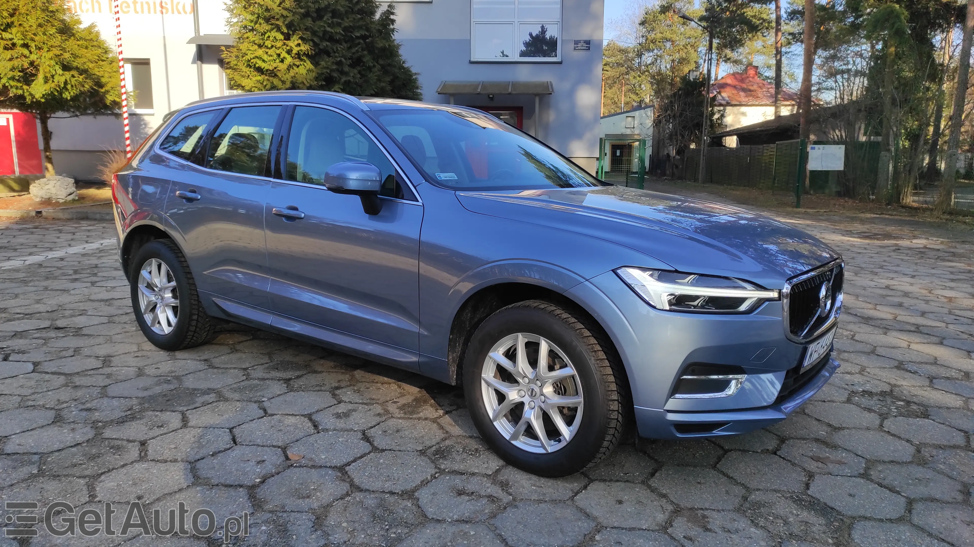 VOLVO Xc 60 Momentum Pro AWD
