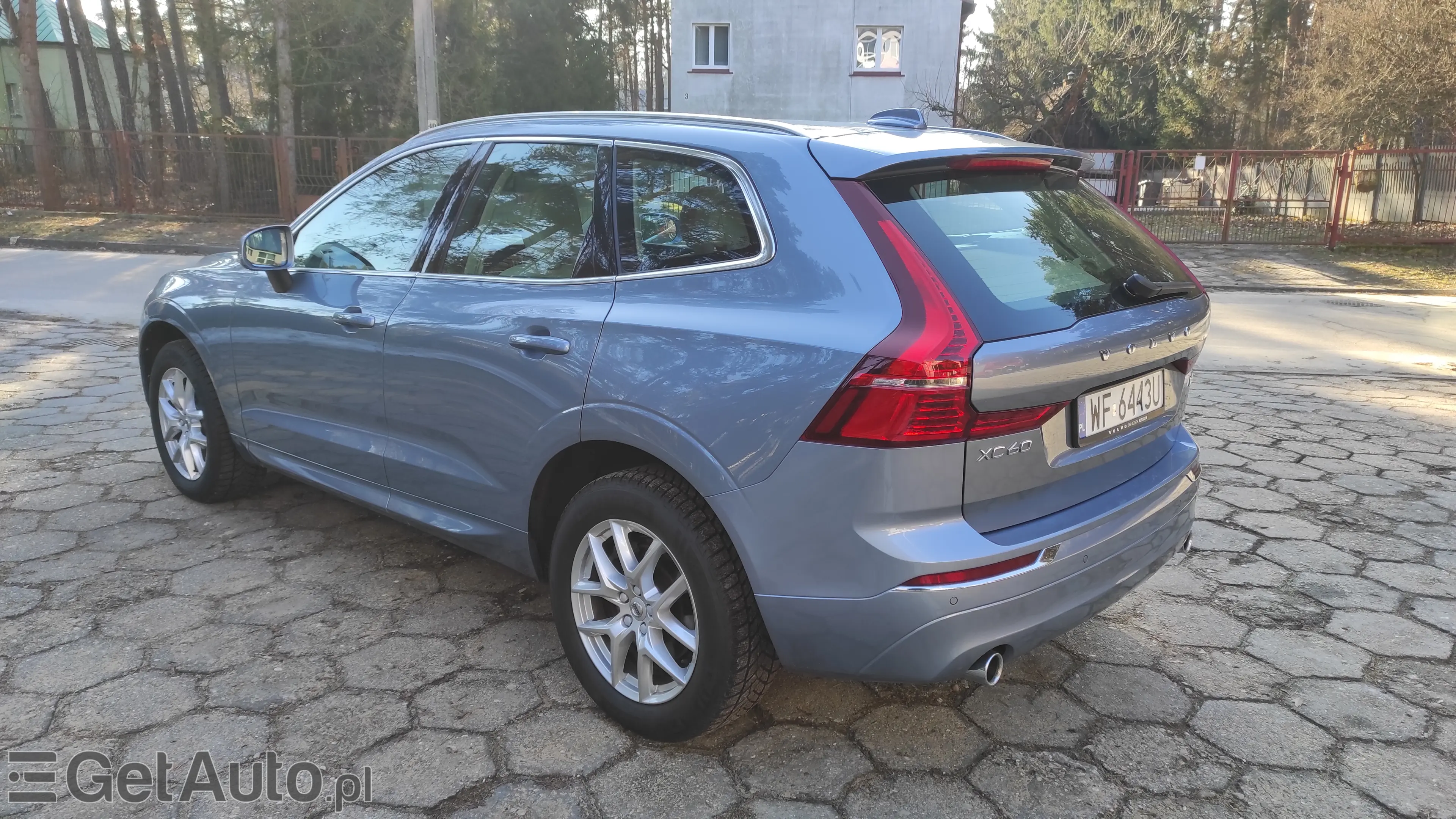 VOLVO Xc 60 Momentum Pro AWD