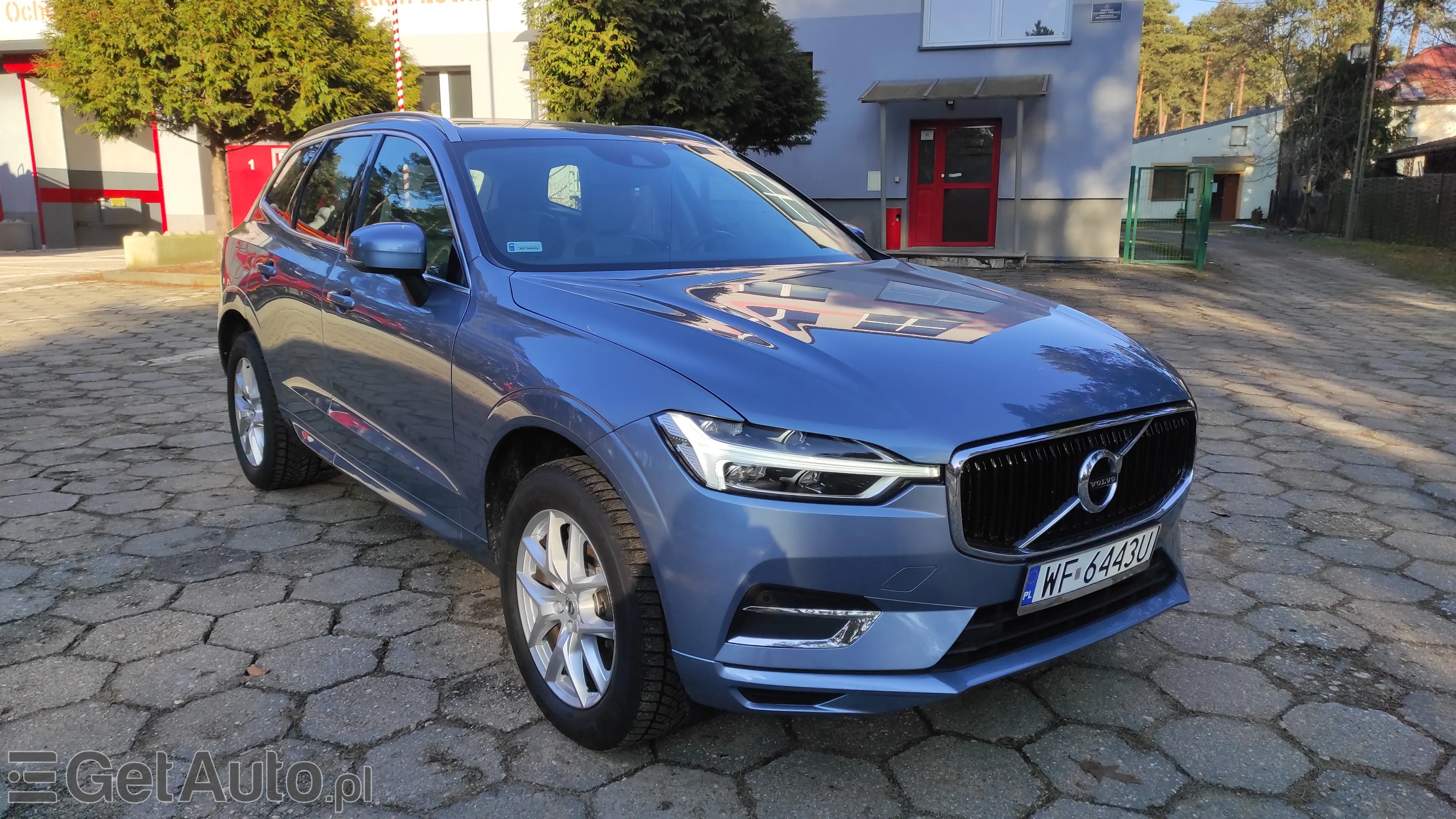 VOLVO Xc 60 Momentum Pro AWD