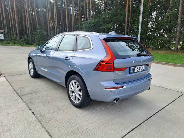VOLVO Xc 60 Momentum Pro AWD
