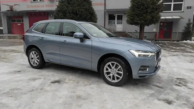 VOLVO Xc 60 Momentum Pro AWD