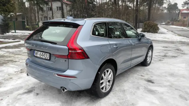 VOLVO Xc 60 Momentum Pro AWD