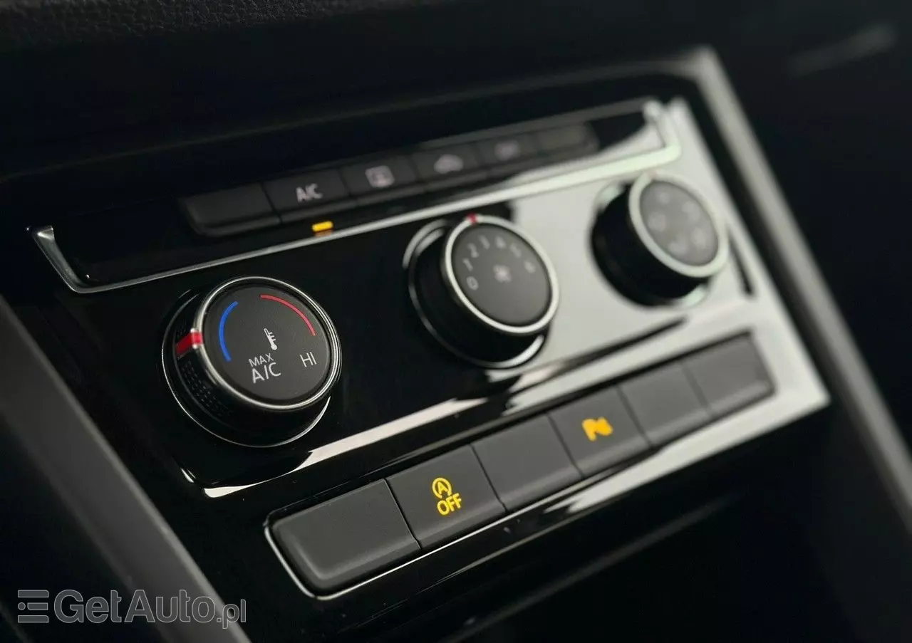 VOLKSWAGEN Touran 2.0 TDI BMT SCR Comfortline