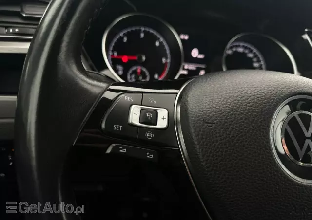 VOLKSWAGEN Touran 2.0 TDI BMT SCR Comfortline