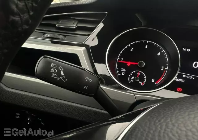 VOLKSWAGEN Touran 2.0 TDI BMT SCR Comfortline