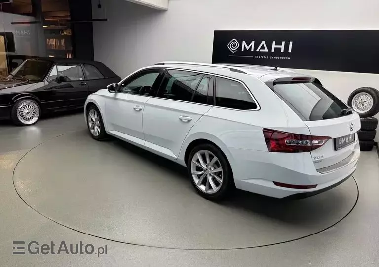 SKODA Superb 1.6 TDI Style