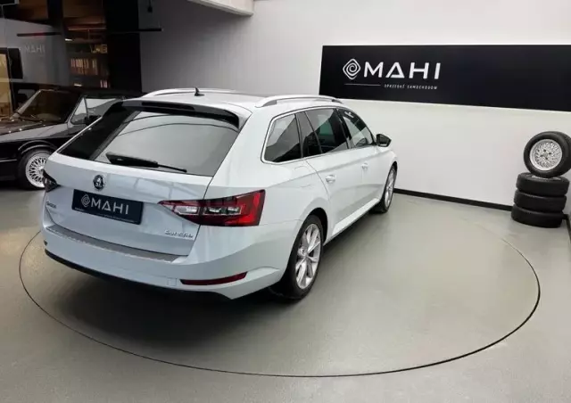 SKODA Superb 1.6 TDI Style