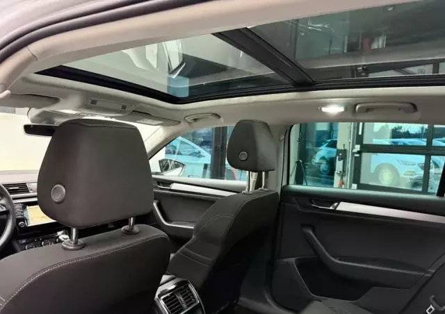 SKODA Superb 1.6 TDI Style