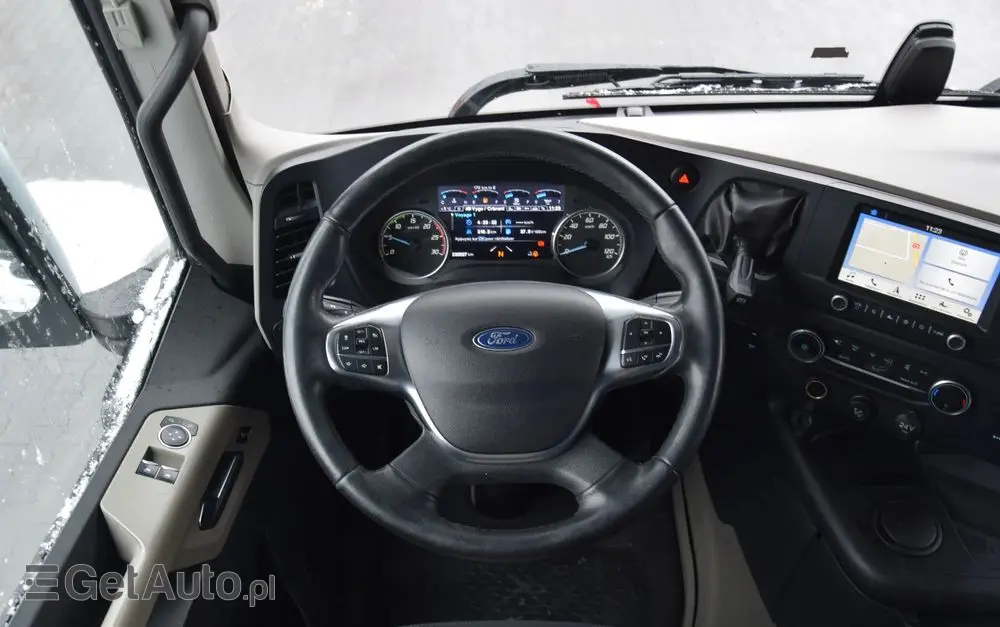 FORD F-MAX 500 / RETARDER / KLIMATYZACJA POSTOJOWA / ACC / NAWIGACJA / KLIMA / LEDY / 2 ZBIORNIKI / FULL SPILERY / 2023 / NISKI PRZEBIEG / FULL OPCJA / GWARANCJA PRODUCENTA / SERWISOWANY / SPROWADZONY 