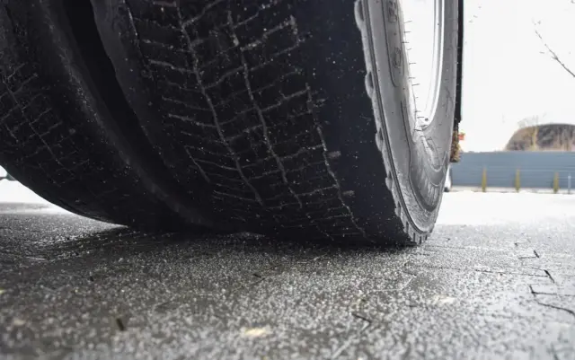 FORD F-MAX 500 / RETARDER / KLIMATYZACJA POSTOJOWA / ACC / NAWIGACJA / KLIMA / LEDY / 2 ZBIORNIKI / FULL SPILERY / 2023 / NISKI PRZEBIEG / FULL OPCJA / GWARANCJA PRODUCENTA / SERWISOWANY / SPROWADZONY 