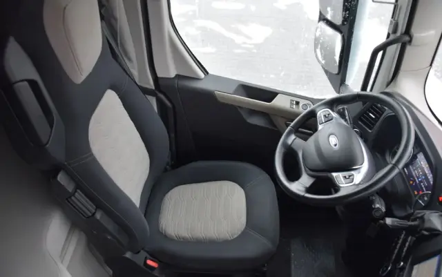 FORD F-MAX 500 / RETARDER / KLIMATYZACJA POSTOJOWA / ACC / NAWIGACJA / KLIMA / LEDY / 2 ZBIORNIKI / FULL SPILERY / 2023 / NISKI PRZEBIEG / FULL OPCJA / GWARANCJA PRODUCENTA / SERWISOWANY / SPROWADZONY 