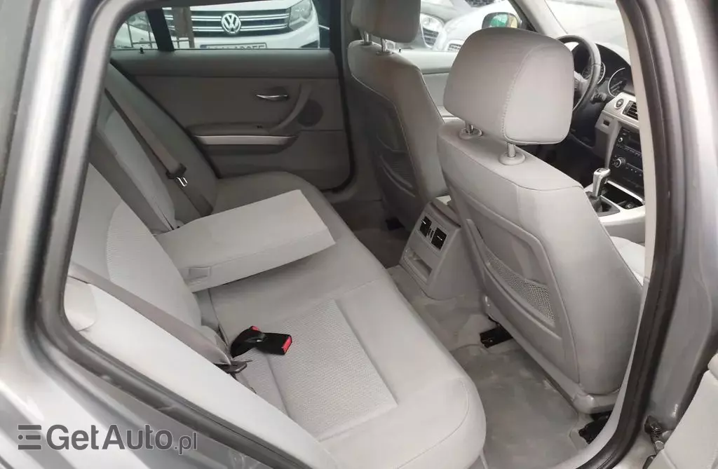 BMW Seria 3 316d (115 KM)