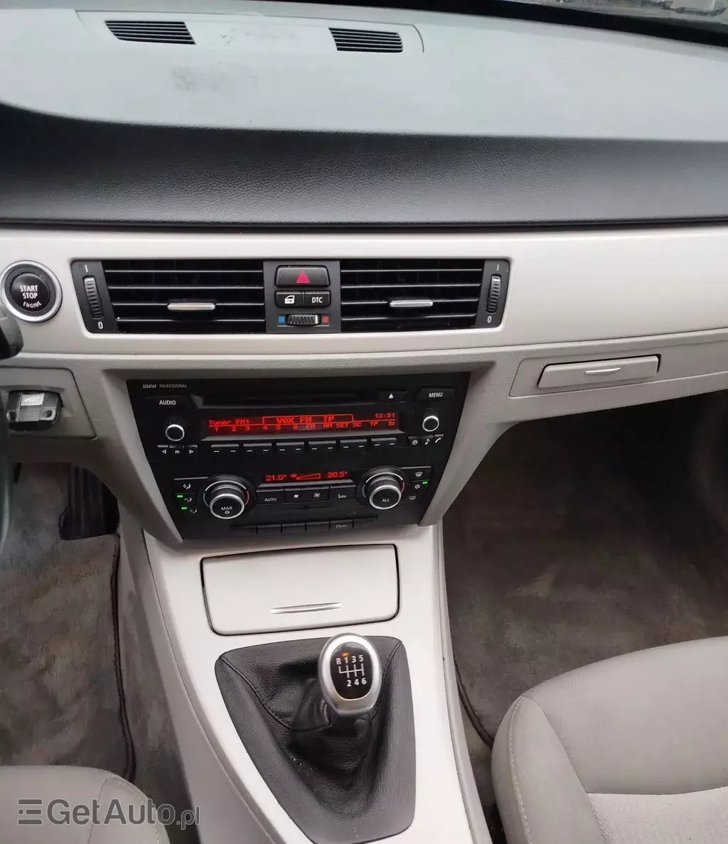 BMW Seria 3 316d (115 KM)