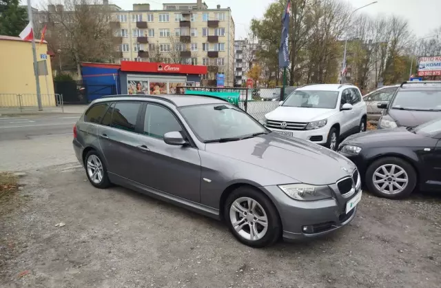 BMW Seria 3 316d (115 KM)