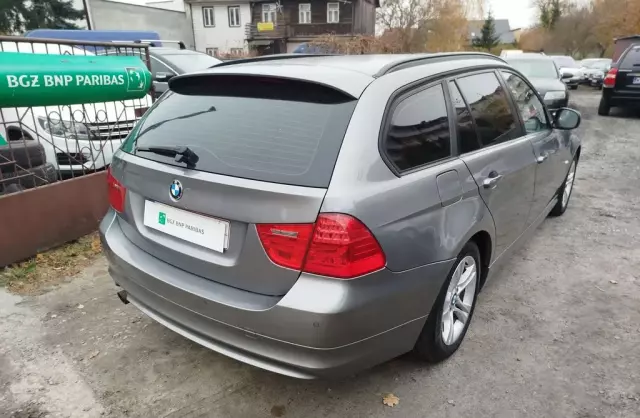BMW Seria 3 316d (115 KM)