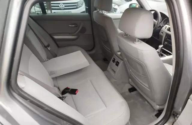 BMW Seria 3 316d (115 KM)