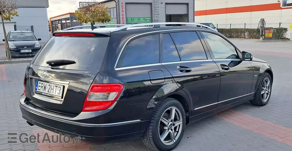 MERCEDES-BENZ Klasa C 180 T BlueEFFICIENCY 7G-TRONIC Elegance