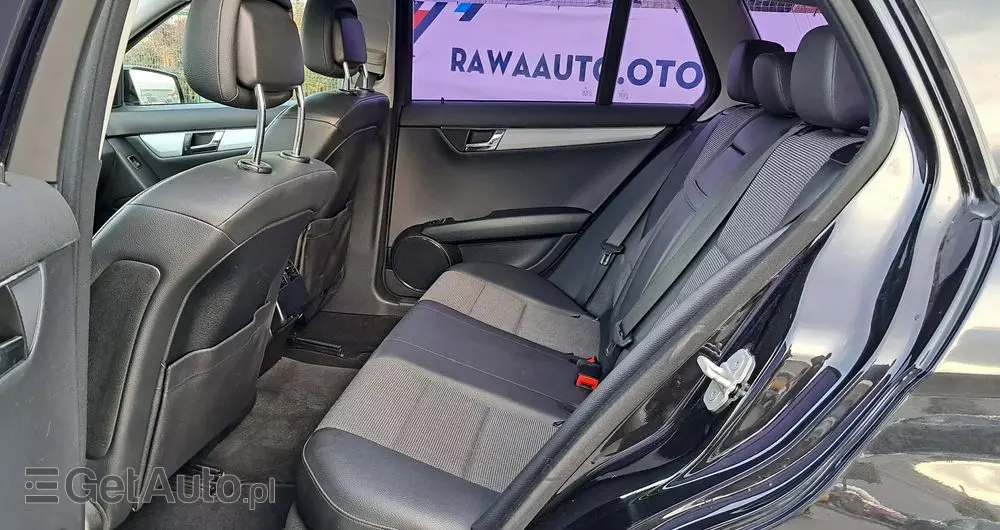 MERCEDES-BENZ Klasa C 180 T BlueEFFICIENCY 7G-TRONIC Elegance