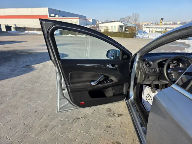 FORD Mondeo Titanium