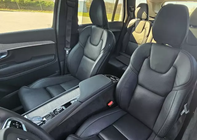 VOLVO XC 90 T8 AWD Plug-In Hybrid Ultimate Bright 7os