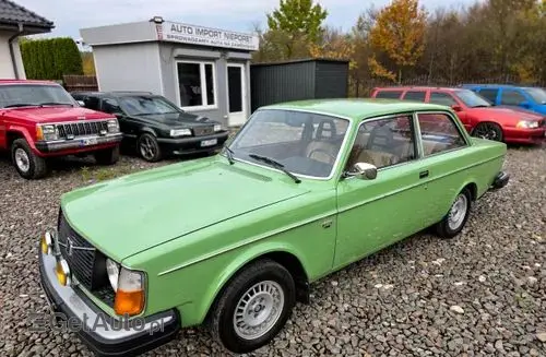 VOLVO 242l 