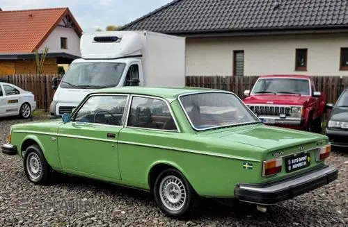 VOLVO 242l 