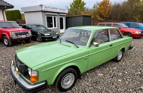 VOLVO 242l 