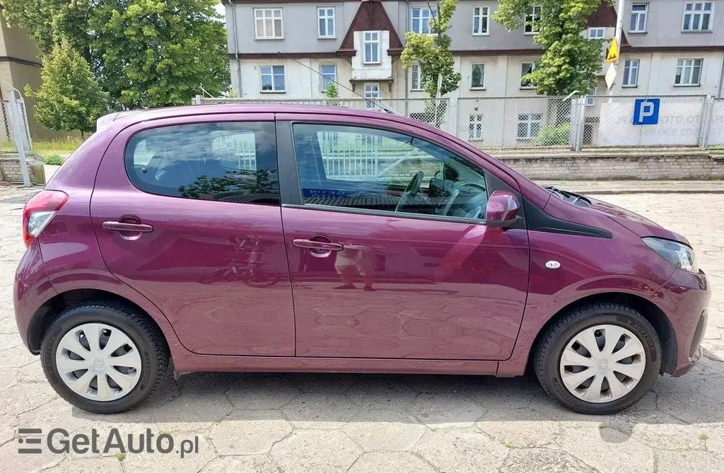 PEUGEOT 108 