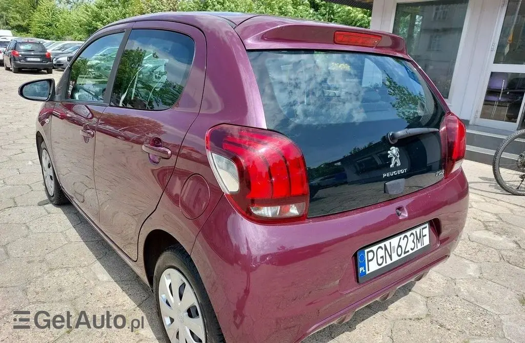 PEUGEOT 108 