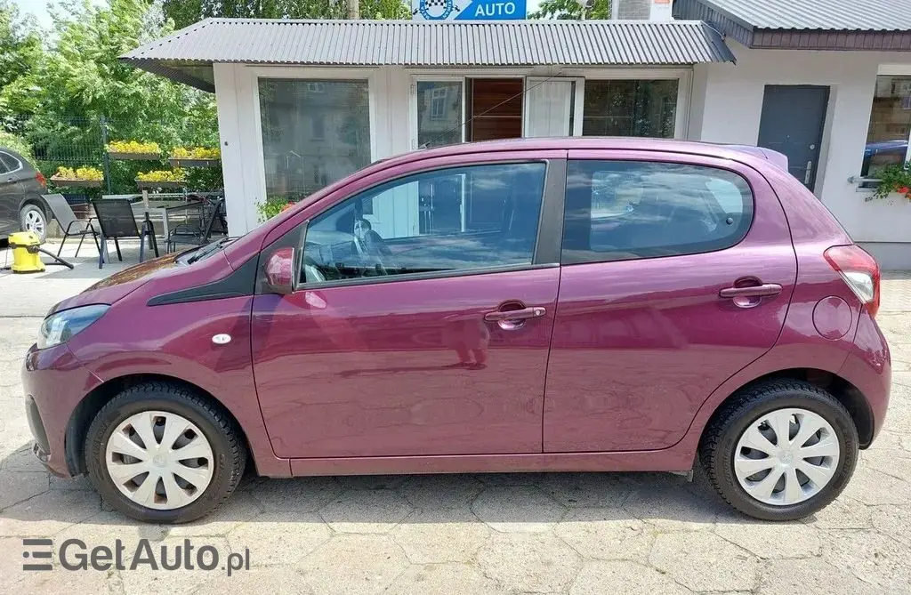 PEUGEOT 108 