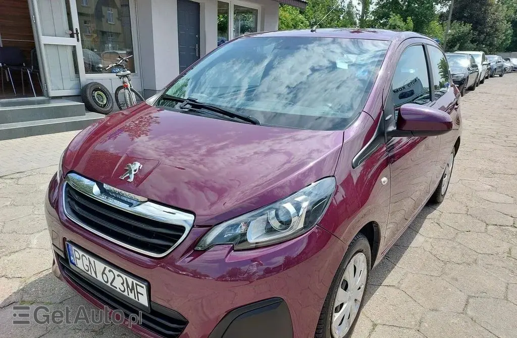 PEUGEOT 108 