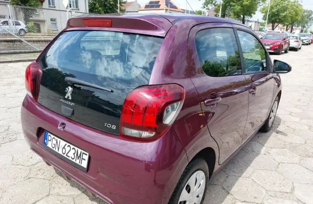 PEUGEOT 108 