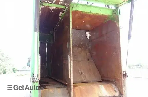 RENAULT Premium Distribution 