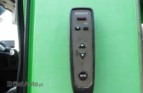 RENAULT Premium Distribution 