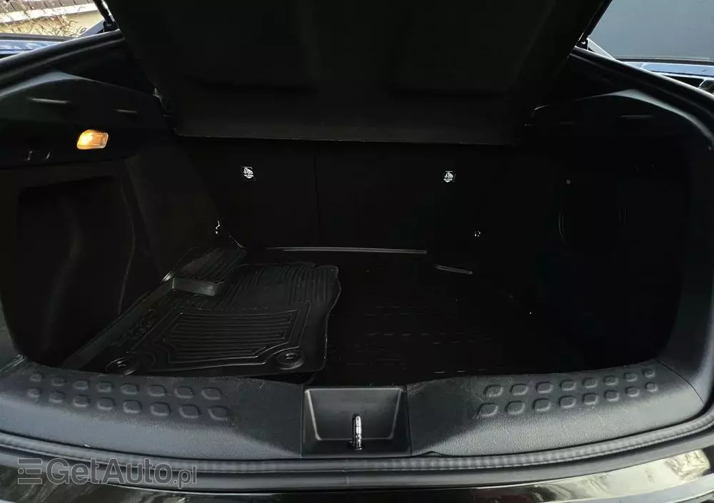 TOYOTA C-HR 1.2 T Premium