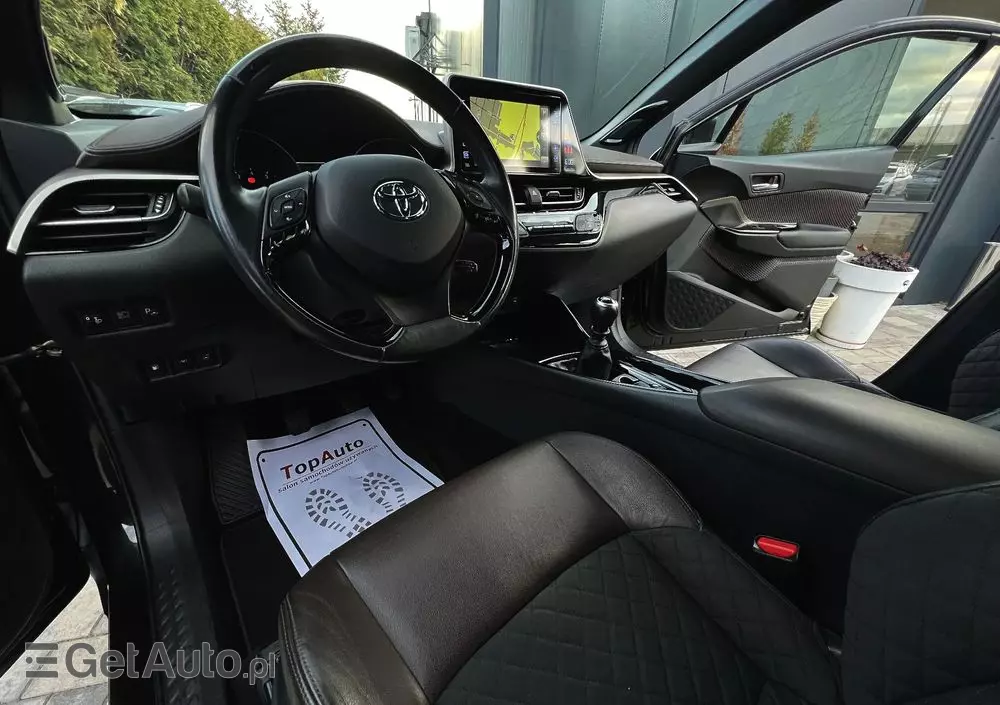TOYOTA C-HR 1.2 T Premium