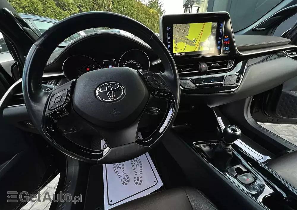 TOYOTA C-HR 1.2 T Premium