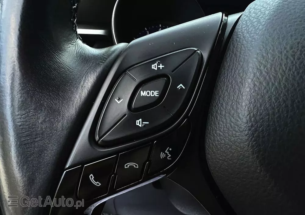 TOYOTA C-HR 1.2 T Premium