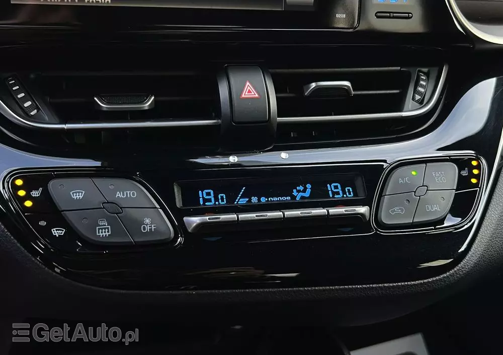 TOYOTA C-HR 1.2 T Premium