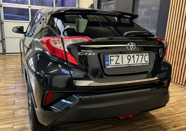 TOYOTA C-HR 1.2 T Premium