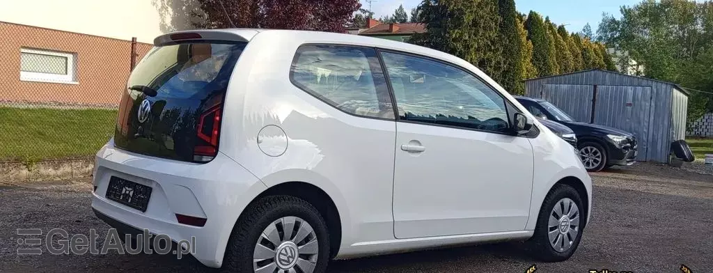 VOLKSWAGEN Up! 
