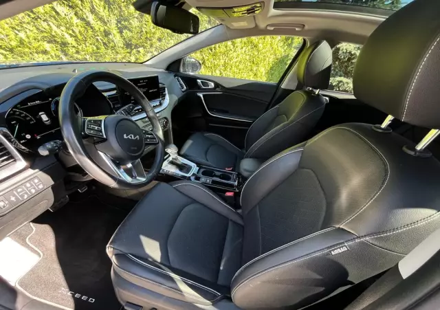 KIA XCeed 1.6 GDI PHEV L Business Line DCT