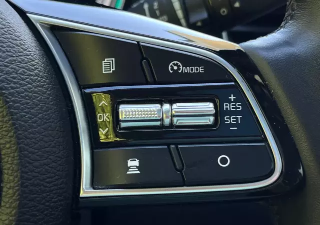 KIA XCeed 1.6 GDI PHEV L Business Line DCT