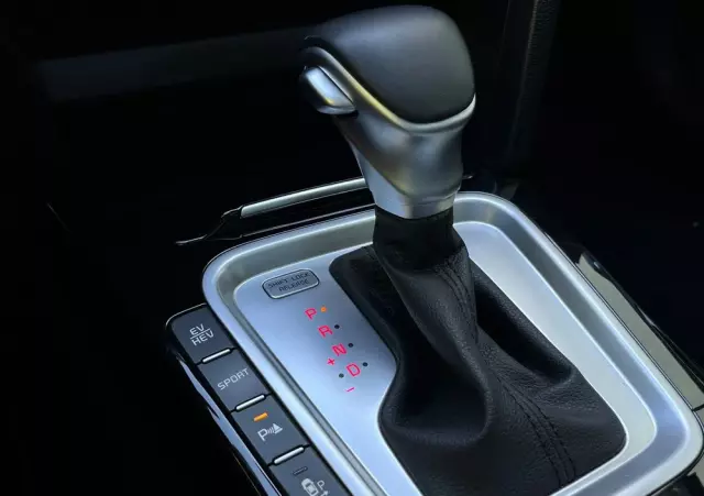 KIA XCeed 1.6 GDI PHEV L Business Line DCT