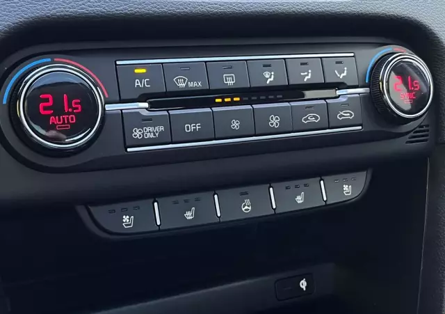 KIA XCeed 1.6 GDI PHEV L Business Line DCT