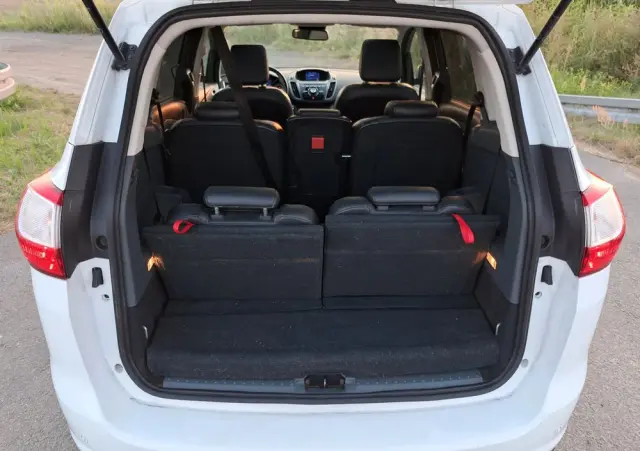 FORD Grand C-MAX 2.0 TDCi Titanium