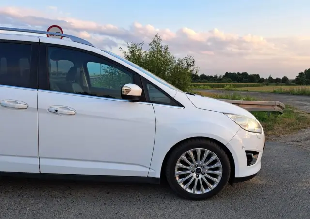 FORD Grand C-MAX 2.0 TDCi Titanium