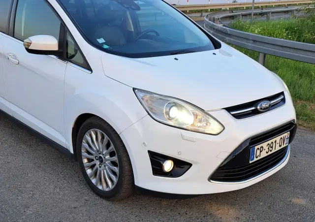 FORD Grand C-MAX 2.0 TDCi Titanium