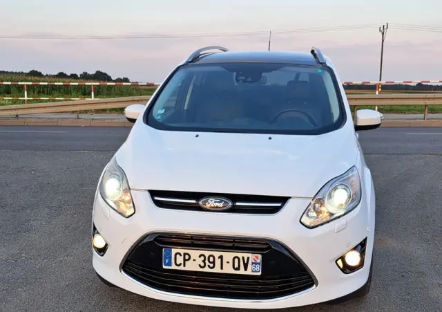FORD Grand C-MAX 2.0 TDCi Titanium