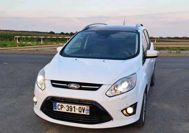 FORD Grand C-MAX 2.0 TDCi Titanium